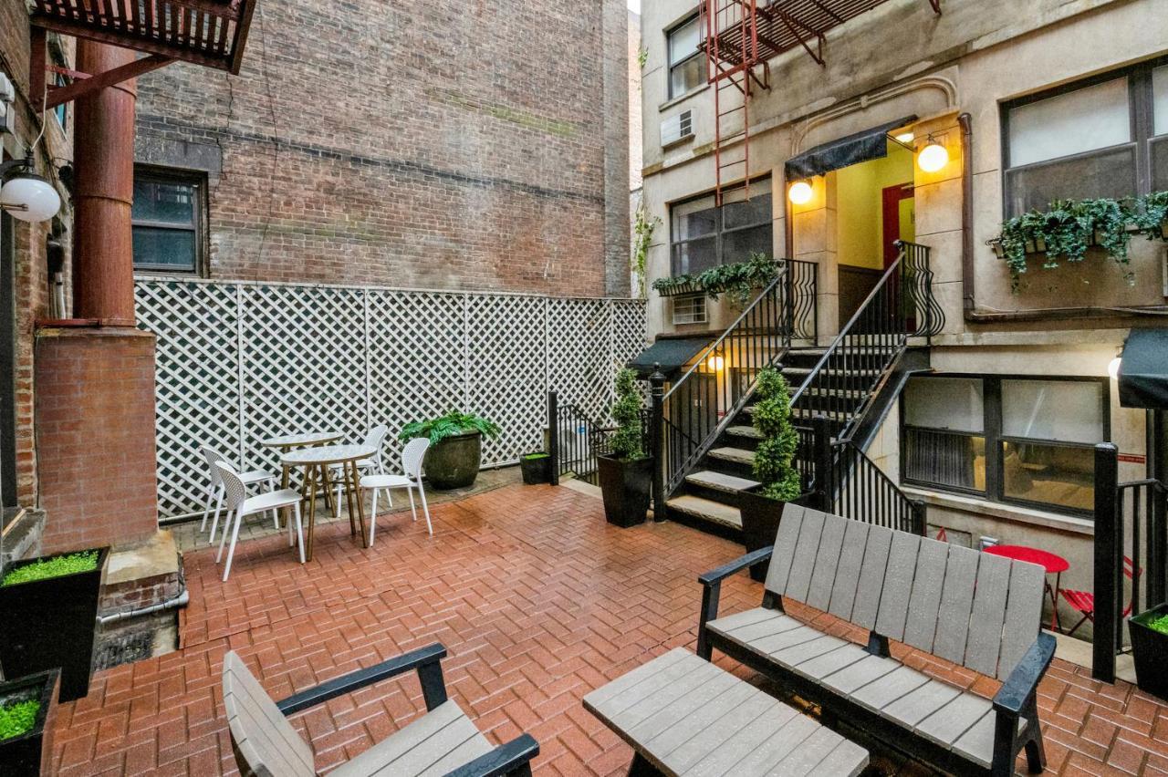 Kasa The Duffy Times Square Hotel New York Exterior photo